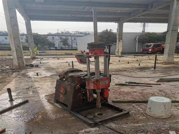 北塔袖阀管小导管注浆加固施工工艺